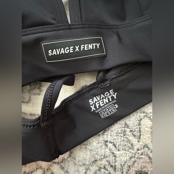 Savage X Fenty Black High-Waist Leggings & Sports Bra Set - Picture 5 of 5